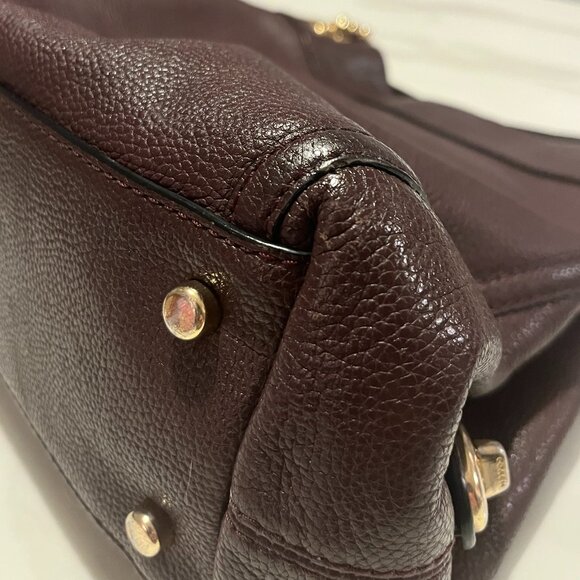 Coach Turnlock Edie Shoulder Bag 36855 Oxblood Pebbled Leather Chain Carryall - Picture 11 of 13